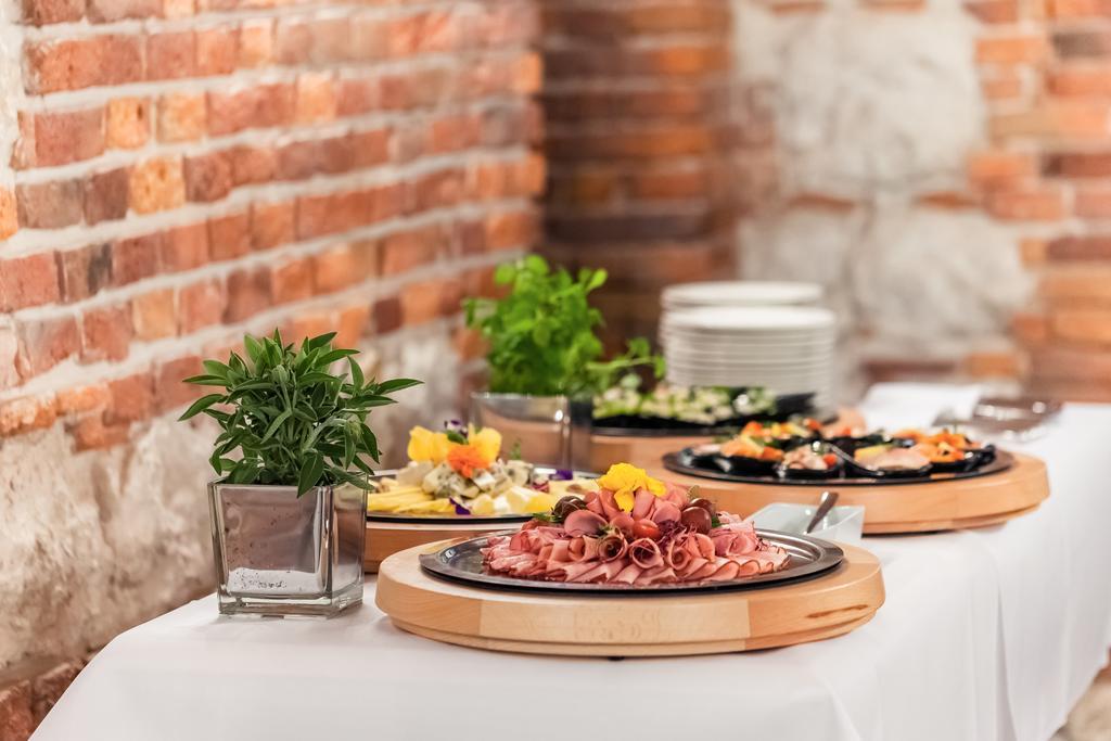 Queen Boutique Hotel Krasków Εξωτερικό φωτογραφία