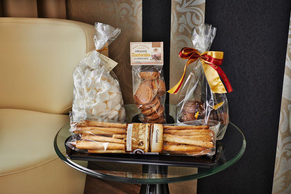 Queen Boutique Hotel Krasków Εξωτερικό φωτογραφία
